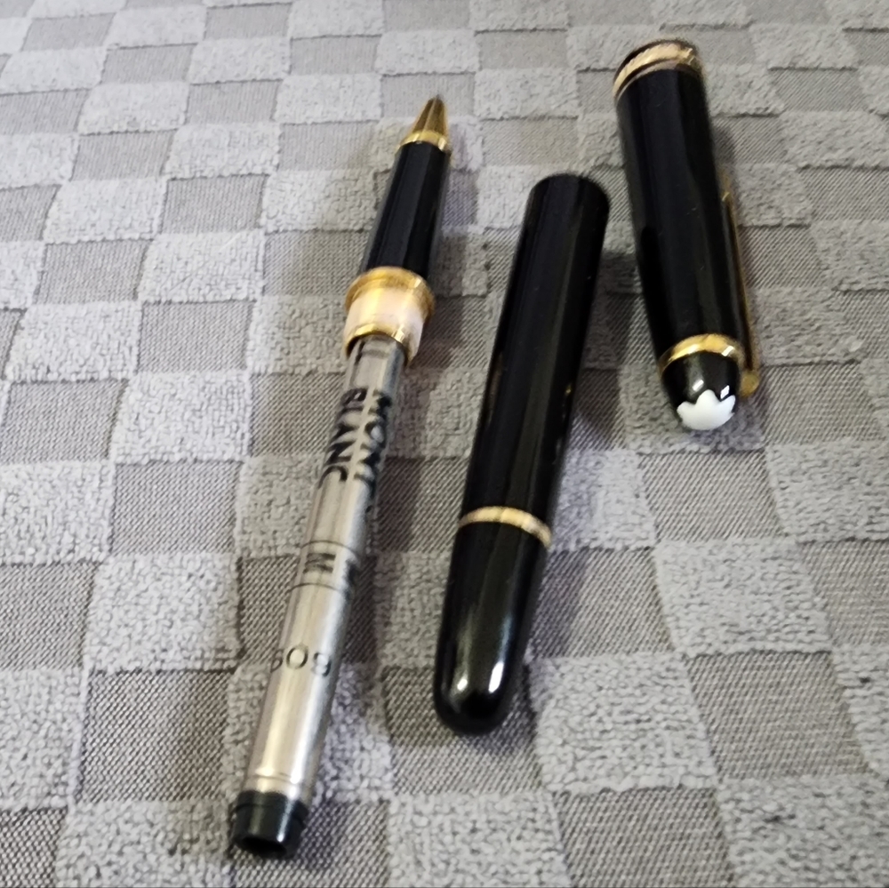 Mont Blanc Meisterstuck Pen